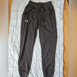 Under Armour Jogger Women's Black Loose Fit Pull-On w side Pockets small